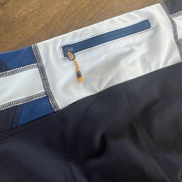 Lululemon Color Block Banded Leggings - Picture 6 of 8